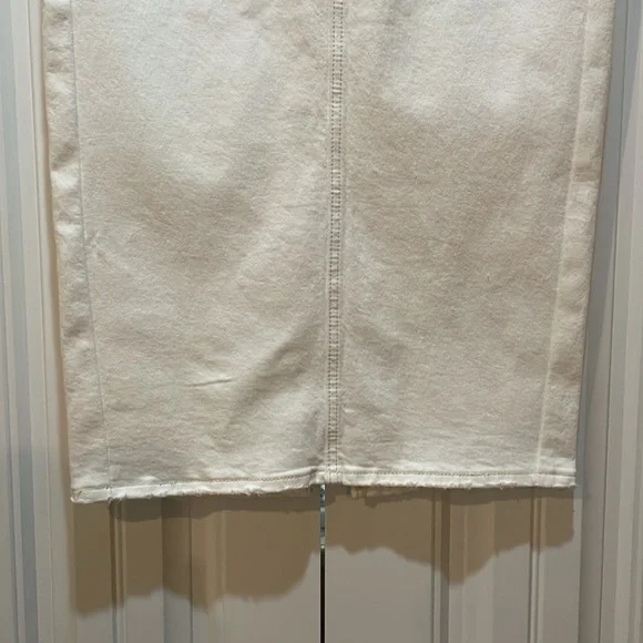 UNIVERSAL THREAD WHITE DENIM SKIRT - Picture 3 of 11